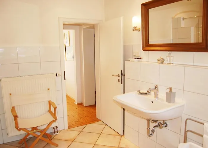 Haus Rothenstein, Ruhige Fewo, Ca. 10 Min. Zu Messe Und Flughafen Apartament Meerbusch